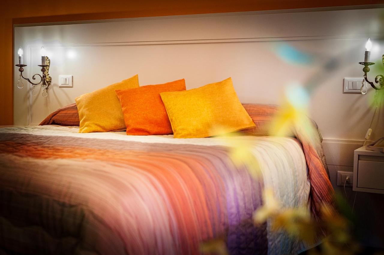 La Rocchetta Bed & Breakfast Valeggio sul Mincio Bagian luar foto