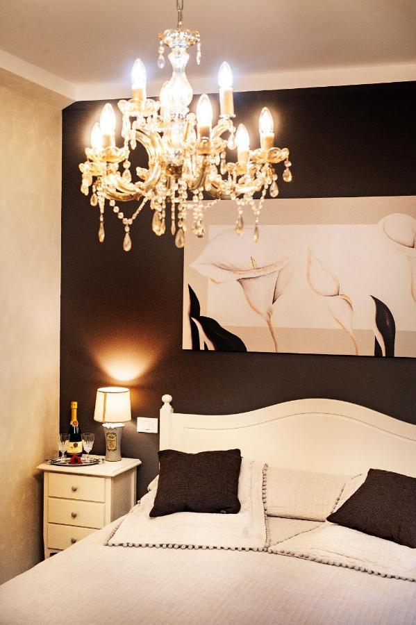 La Rocchetta Bed & Breakfast Valeggio sul Mincio Bagian luar foto