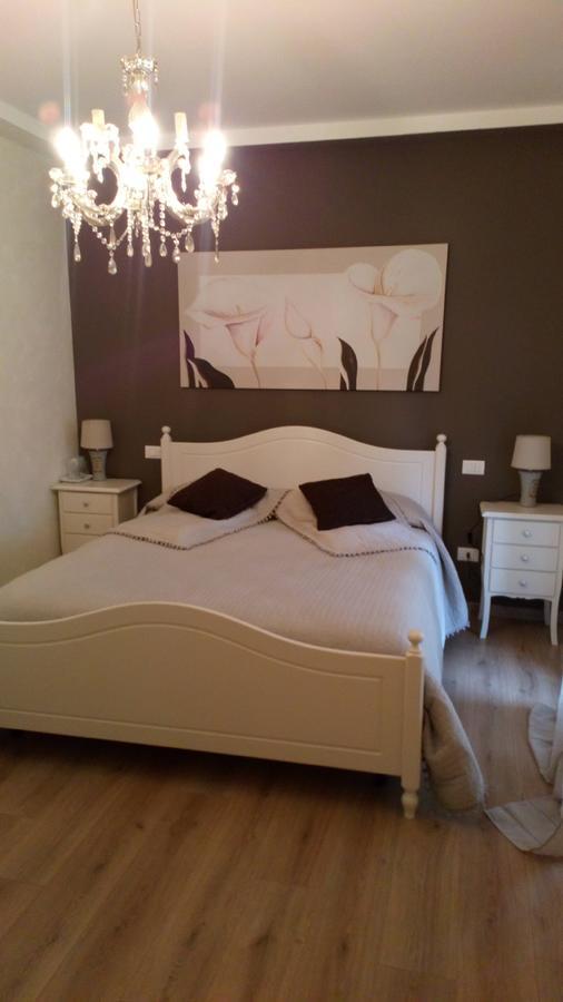 La Rocchetta Bed & Breakfast Valeggio sul Mincio Bagian luar foto